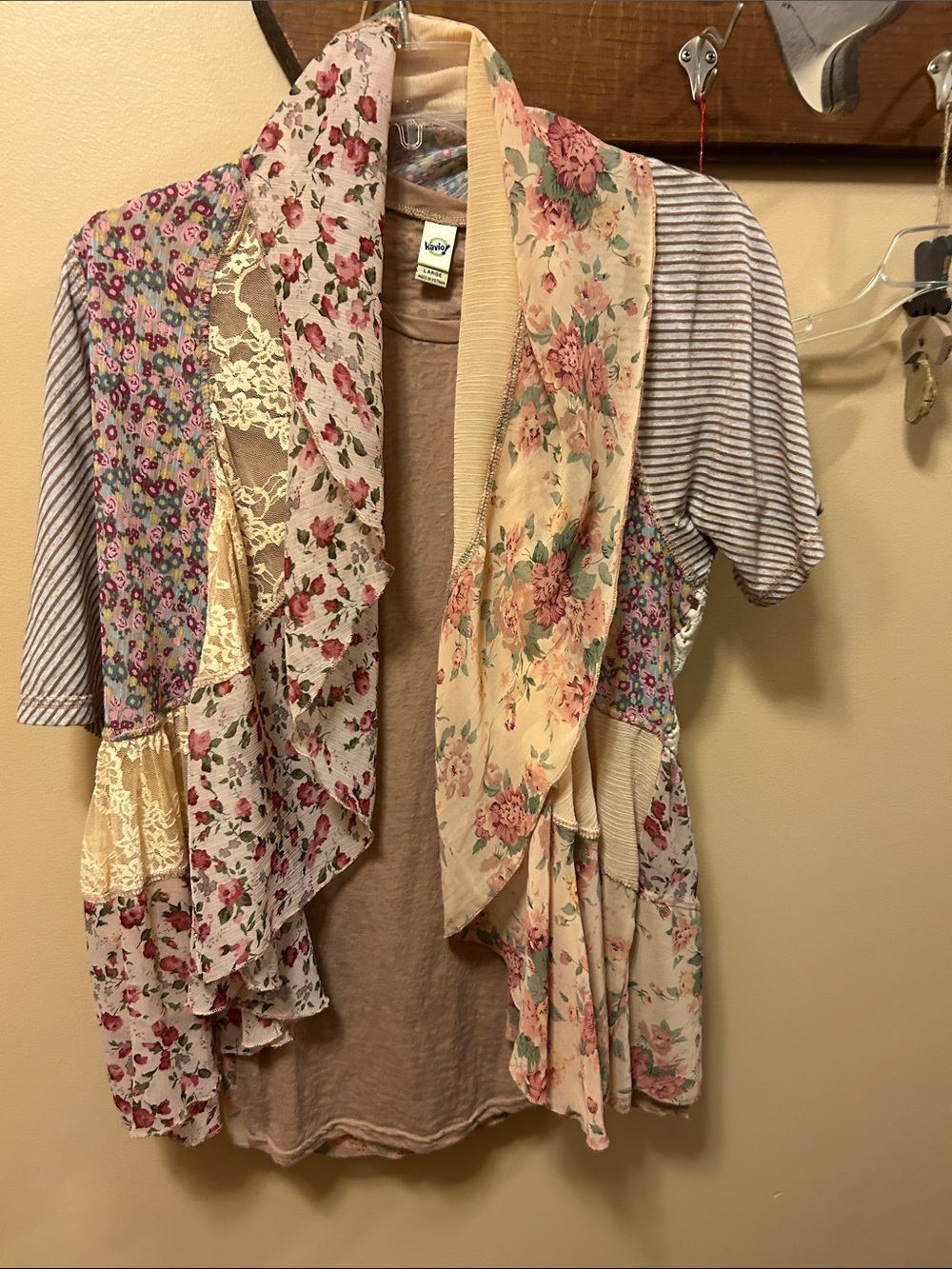 Juicy Couture Pink Beige Floral Layered Short Sleeve Cardigan